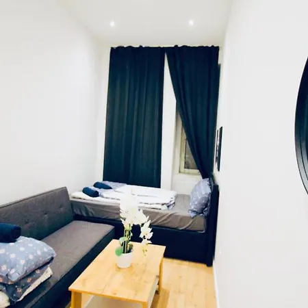 Super Cozy 5 Bedroom Shared 10min Walk To Augarten * Vienna