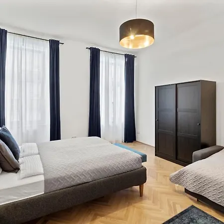 Fast Wifi I 4 Min To U3 Zipperer Strasse Viena