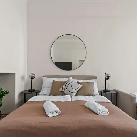 Apartment 3 Min To U6 Metro I Close To Akh I Fast Wifi *