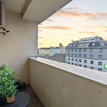Great Public Transport I 80sqm I Loggia With A View * Vienna