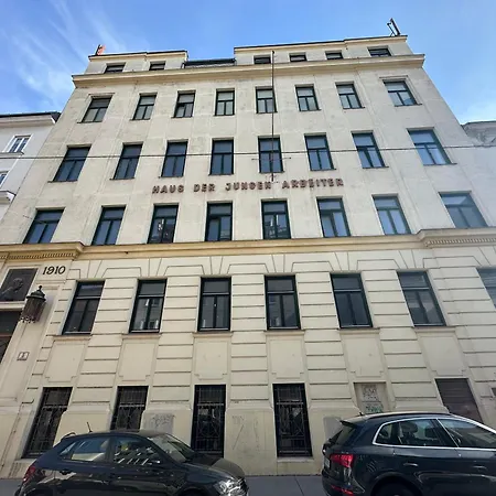 Beauty Erlachgasse Vienna
