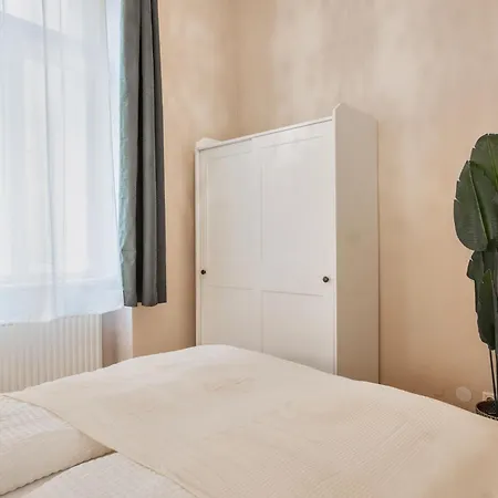8 Minuten Nach Augarten I 7 Minuten Zur Metro I Wlan Apartment
