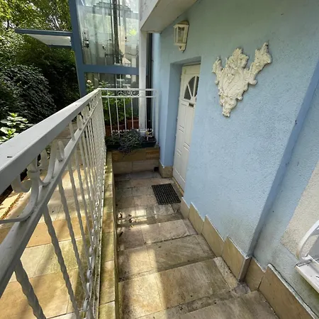 Skyvilla - Gartenwohnung Apartment