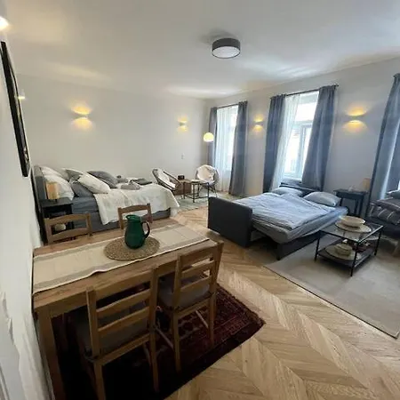 Apartment Altbautraum *