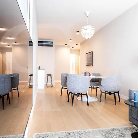 Apartment Luxurious In Heart Of Citycheckhostprofile