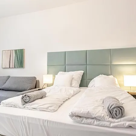 Danube Delight: Elegant Getaway Near Prater Stern