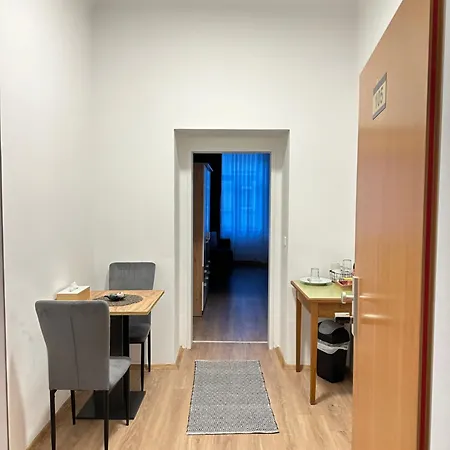 Hisa Apartment *