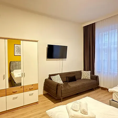 Apartment Hisa *