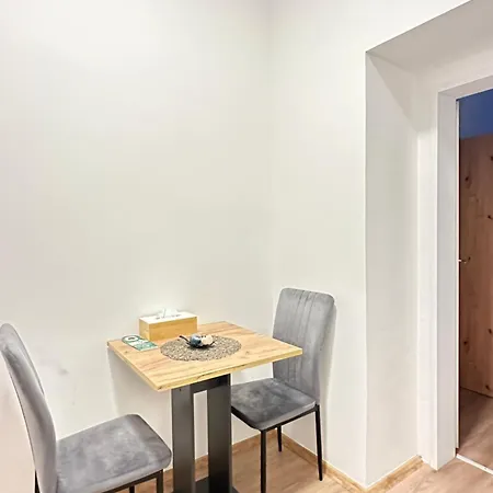 Hisa Apartment Vienna