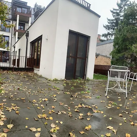 Moeblierte + Parkplatz Und Terrasse Apartment Vienna