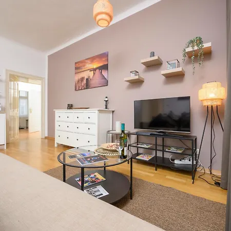 Apartment Central City Apartments Vienna