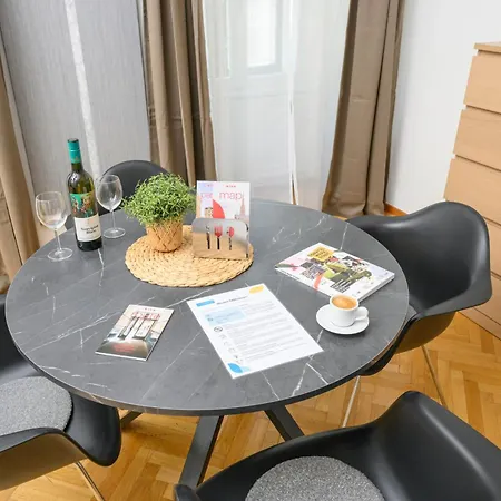 Central City Apartments Vienna