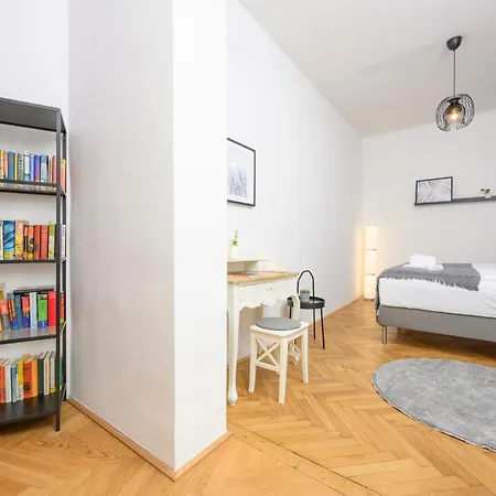Central City Apartments Appartement *