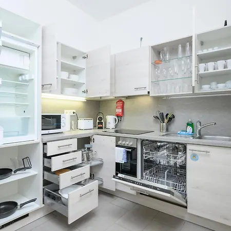Central City Apartments * Vienna