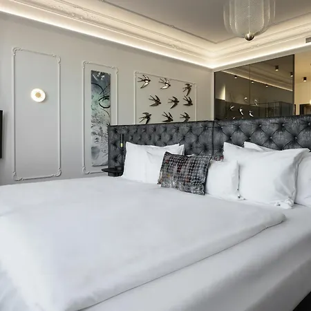 Hotel O11 Boutique 4*