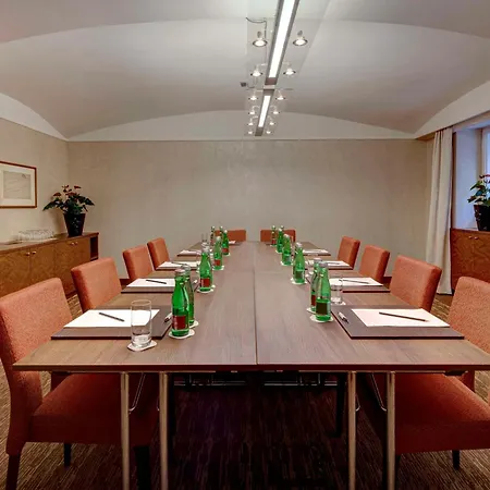 Hotel Anantara Palais Hansen - Newly Renovated Wenen