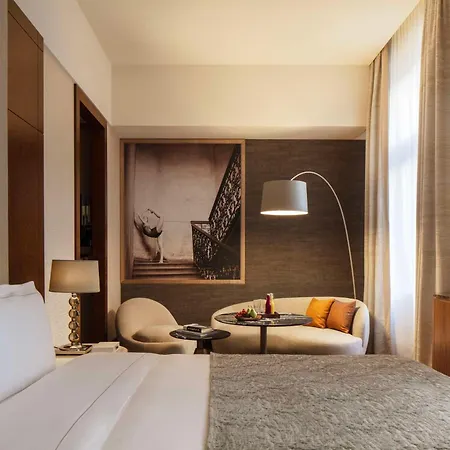 Anantara Palais Hansen - Newly Renovated Hotel