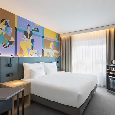 ホテル Spark By Hilton Donaustadt