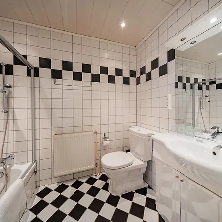 West Business 2* Viena
