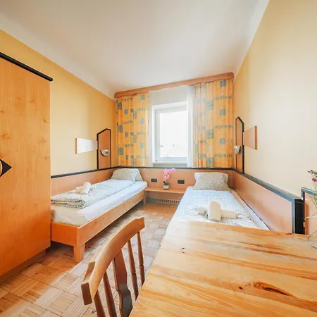 West Business 2* Wiedeń