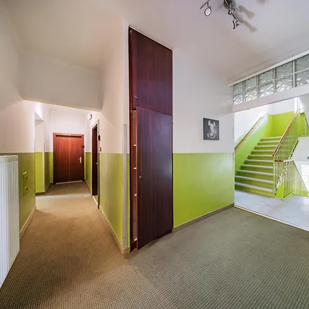 Hotel West Business 2*