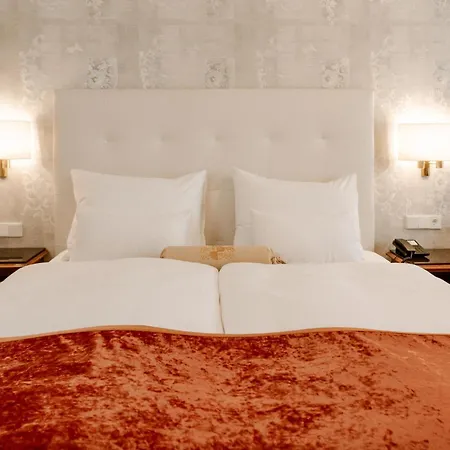 Stefanie - Vienna's Oldest 4* Wenen