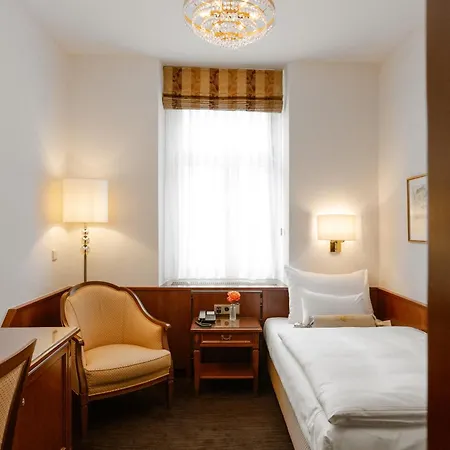 Stefanie - Vienna's Oldest Hotel 4*