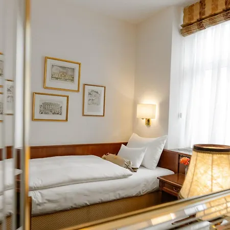 Stefanie - Vienna's Oldest Hotel Wenen