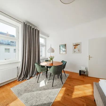 Apartment Sonnige Altbauwohnung Nahe Hauptbahnhof Wien