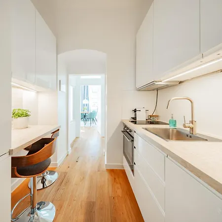 Sonnige Altbauwohnung Nahe Hauptbahnhof Apartment Wien