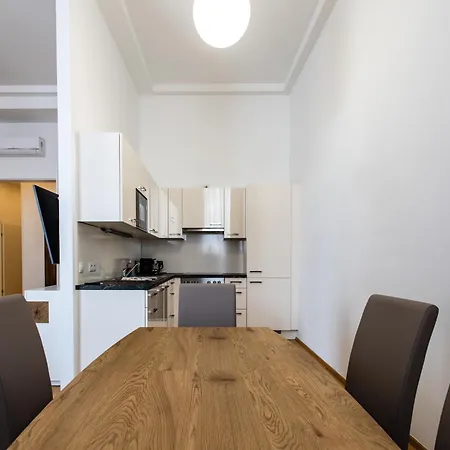 Tabor Apartment *