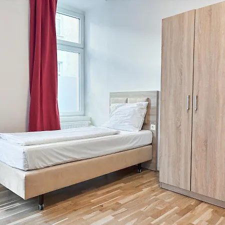 Apartment 4 Mins To Metro I Wifi I 15 Mins To Inner *