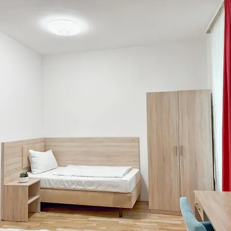 4 Mins To Metro I Wifi I 15 Mins To Inner Apartment Vienna
