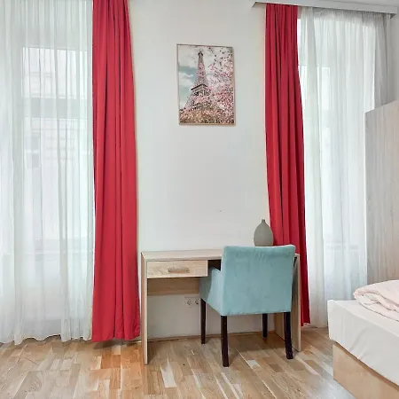 Apartment 4 Mins To Metro I Wifi I 15 Mins To Inner