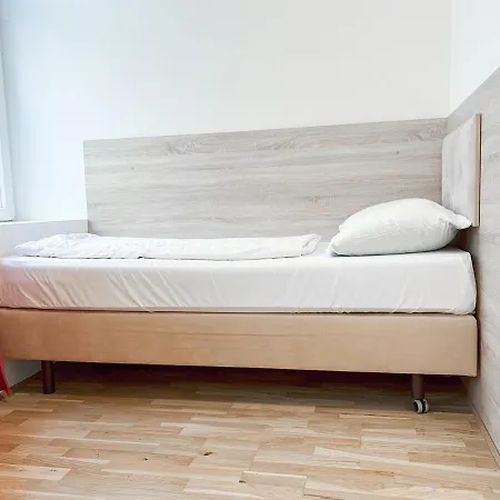 Apartment 4 Mins To Metro I Wifi I 15 Mins To Inner