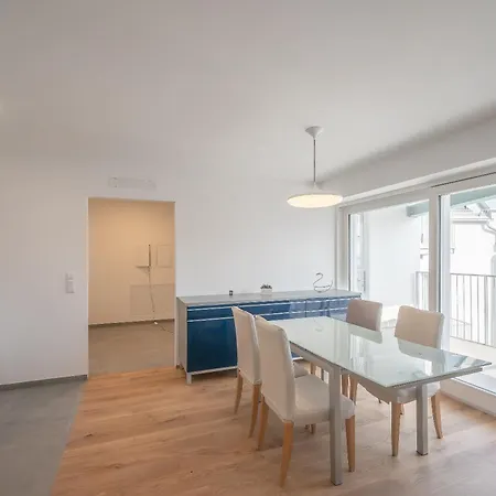 Apartment Feelhome-zentrum-6 Gaeste-wifi *