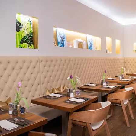 Rathaus - Wein & Design Hotel Viena