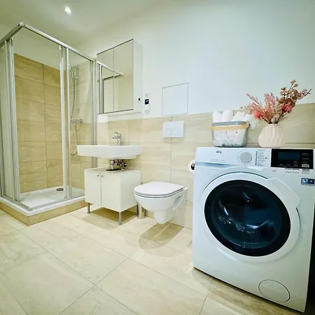 Apartment Stilvolle Premium-wohnung Mit Klimaanlage Und Dachterrasse Vienna