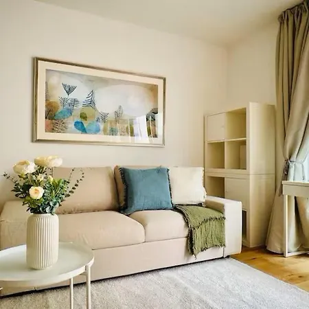 Apartment Stilvolle Premium-wohnung Mit Klimaanlage Und Dachterrasse