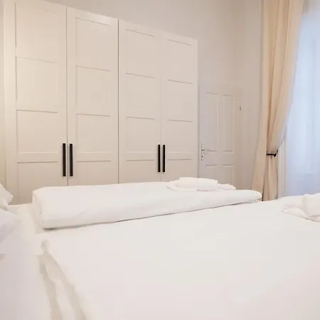 Apartment Chic & Cozy 104m2 Flat, Walk To Attractions *