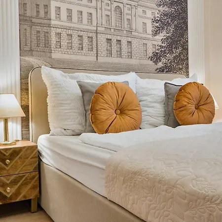 Apartment At Votiv Church I 5 Minutes To Inner I Wifi I 3 Minutes To Metro Schottentor *