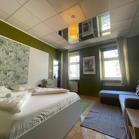 Apartment Two-room In Mariahilfer
