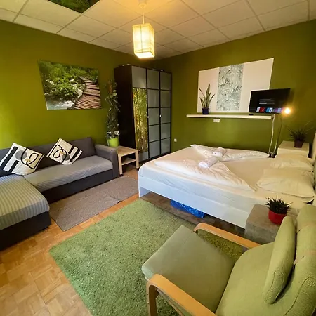 Two-room In Mariahilfer Apartment Wien