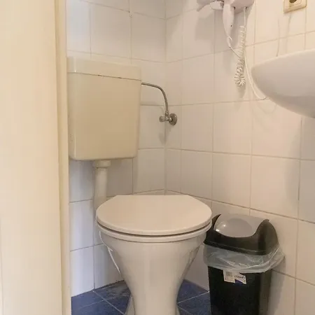 Apartment Stylish 2br, Perfect Location & Well Connected Vienna
