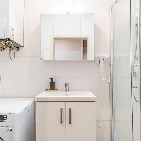 Apartment Desirable 2br - Bookable For Longstays In Lockdown B *