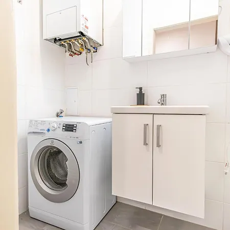 Apartment Desirable 2br - Bookable For Longstays In Lockdown B