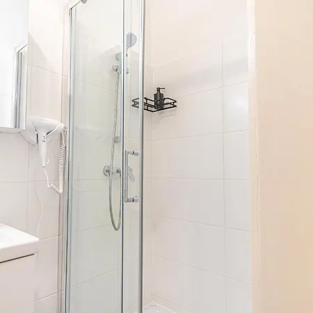 Apartment Desirable 2br - Bookable For Longstays In Lockdown B