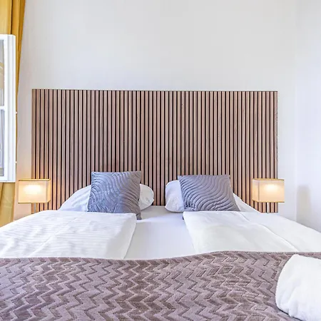 Desirable 2br - Bookable For Longstays In Lockdown B