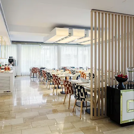 Eurostars Embassy Hotel 4*