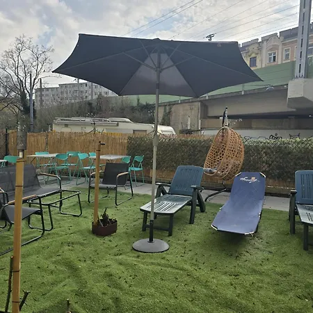 Garden Vibes 3br In Apartment